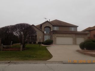 3200 Oregon Trl, Olympia Fields, IL 60461