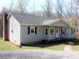 49 Red Bird Ct, Harpers Ferry, WV 25425