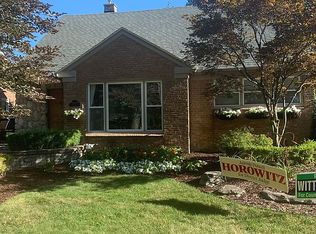 10764 Ludlow Ave, Huntington Woods, MI 48070