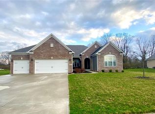 3971 Stonemeadow Dr, Greenwood, IN 46142