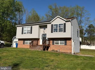 11803 Nicholas Dr, Fredericksburg, VA 22407