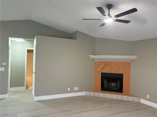 5430 Centurion Ct Unit 203, Las Vegas, NV 89122