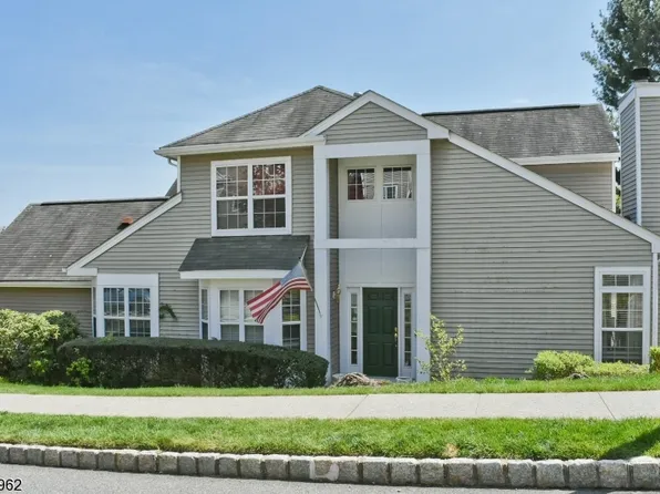 2 Mahogany Way, Randolph Twp., NJ 07869