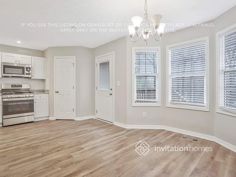 81 Katie Dr — Photo 6