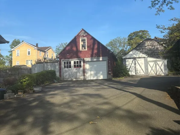 28 N Goodwin Avenue, Elmsford, NY 10523