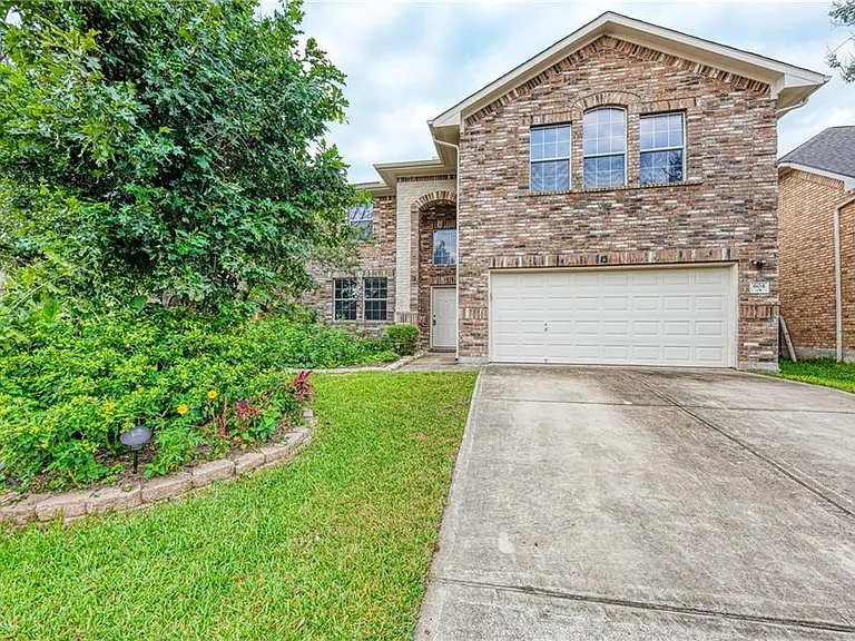 604 Spanish Oak Ter — Photo 4