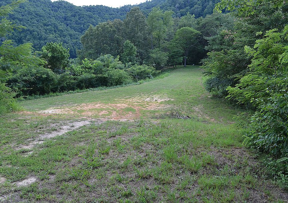 2nd image of 96 Secret Point Dr