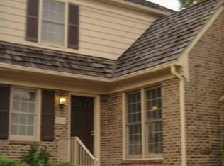 10940 Brewer House Rd, Rockville, MD 20852