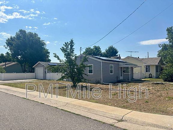 2nd image of 98 N 12th Ave