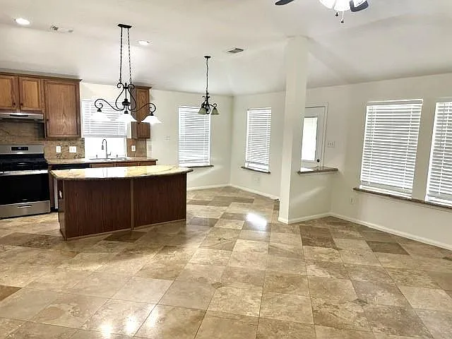 18531 Shadow Line Ct — Photo 7