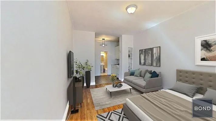 Rented by Bond New York | media 8