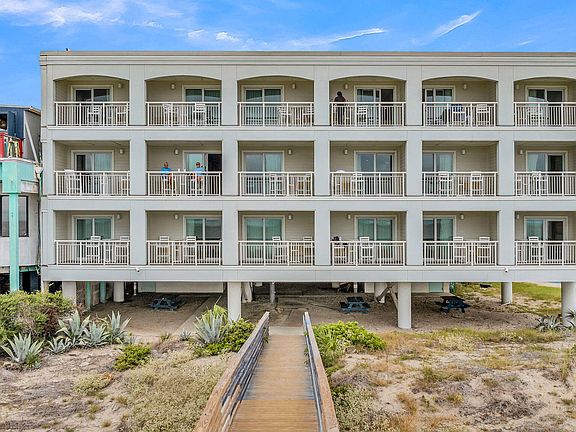 2nd image of 1126 Ocean Blvd #125