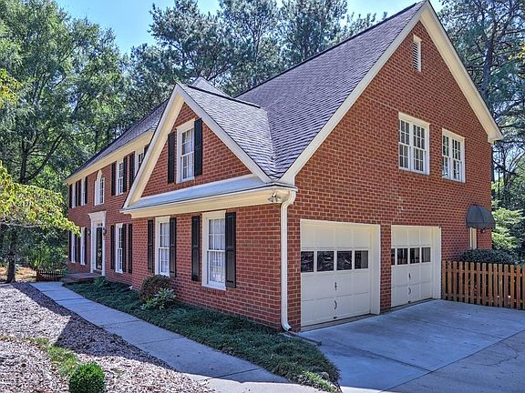 4th image of 3625 Glen Crossing Dr