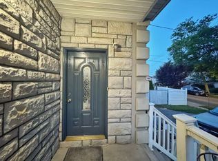 15 Ross Ave #1, Staten Island, NY 10306