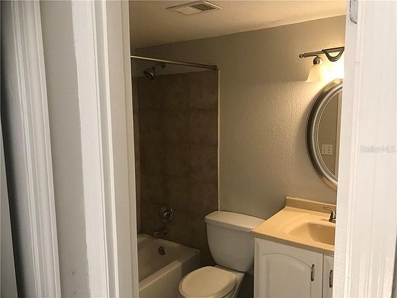 5th image of 2500 Kilgore St #380
