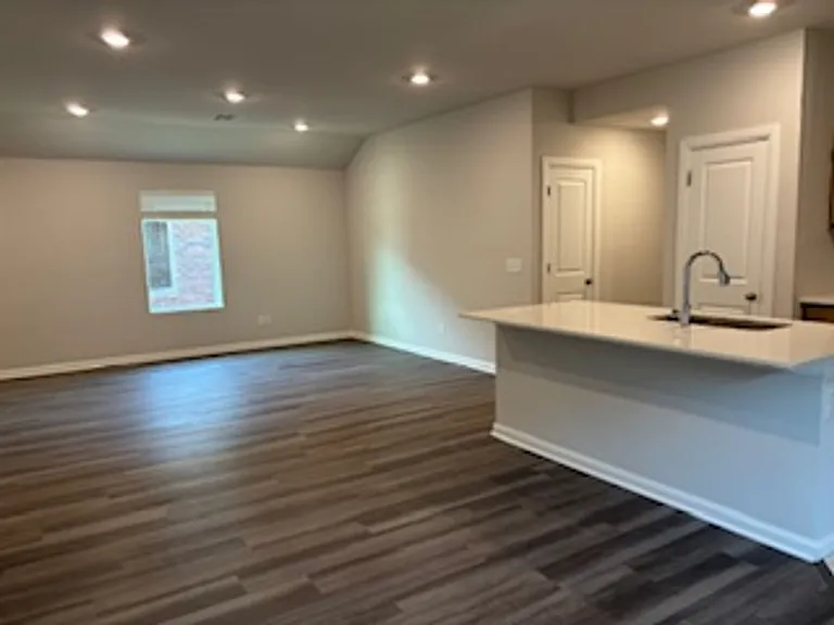 19509 Conway Dr — Photo 5