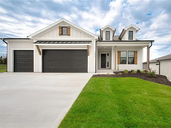 4855 NW Martin St, Riverside, MO 64150