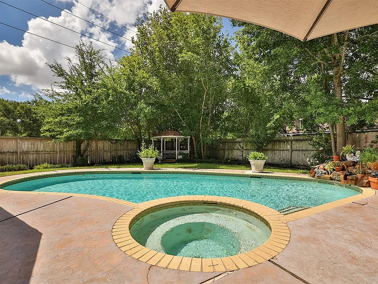 8102 Tall Firs Ln — Photo 30
