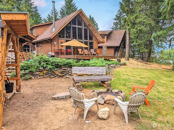 2nd image of 121 Alta Lane