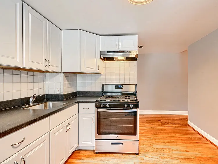 1801 Light St #2 — Photo 6