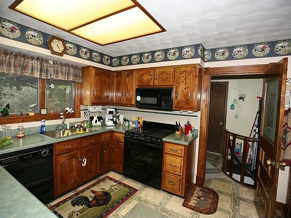 custom kitchen