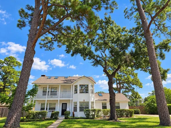 5118 Burt St, Houston, TX 77018