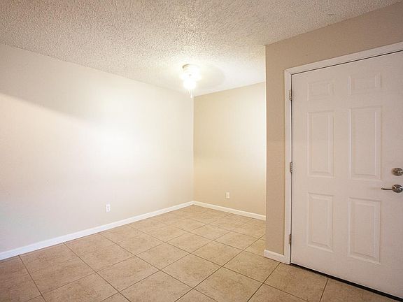 4th image of 3839 N 23rd Dr APT 2