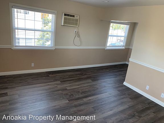 4th image of 67 Suffolk Ave Unit A