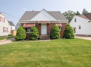 5415 Ackley Rd, Parma, OH 44129