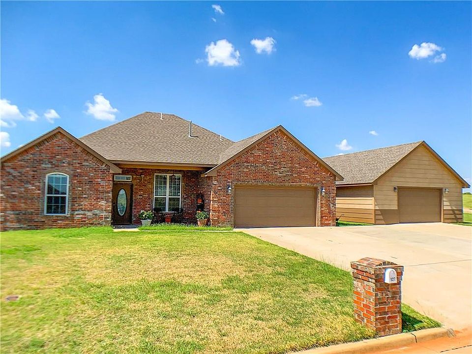 1st image of 127 Gamble Cir