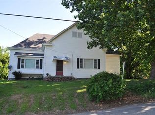 903 Cook Rd, Saint Joseph, MO 64505