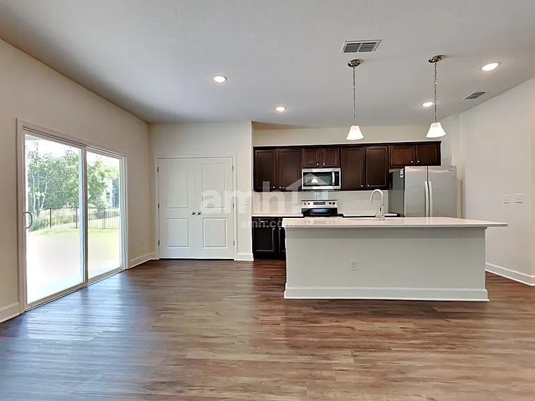 12187 Sapp Rd — Photo 5