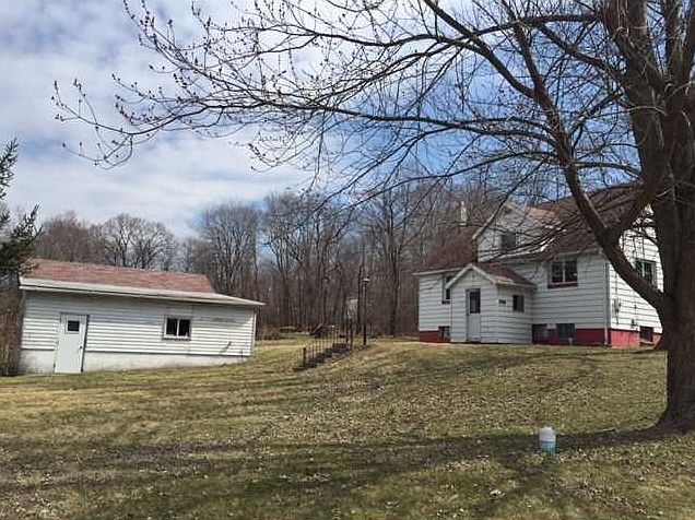 2nd image of 531 Truman St