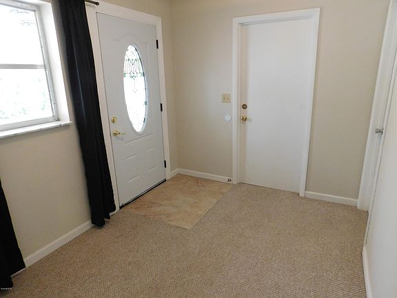 2nd image of 10625 SE 151st St