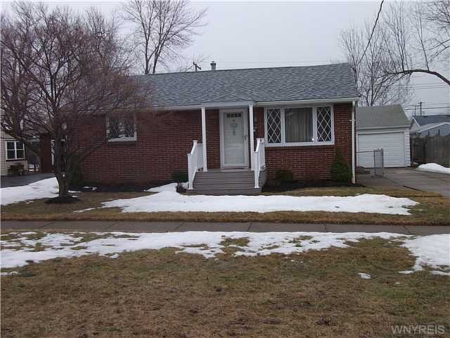 1st image of 774 Sherwood Ct