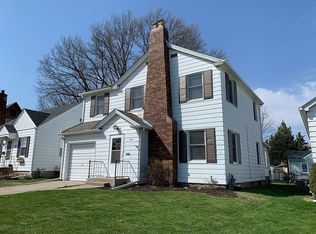 1140 E Columbia Ave, Davenport, IA 52803