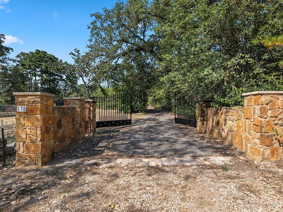 1st image of 138 Forest Ln