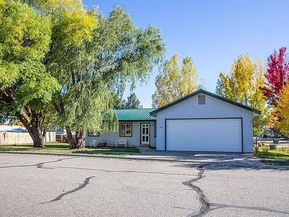 2nd image of 604 Candelaria Drive