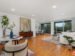 4915 Tyrone Ave APT 203, Sherman Oaks, CA 91423