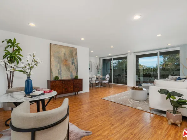 4915 Tyrone Ave APT 203, Sherman Oaks, CA 91423