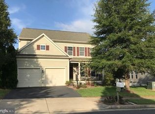 9035 Woodpecker Ct, Gainesville, VA 20155