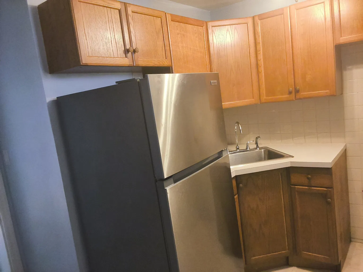 148 Roosevelt Ave — Photo 2