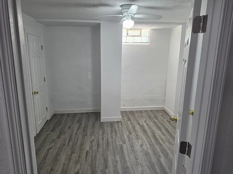 2612 N Gettysburg Ave — Photo 9
