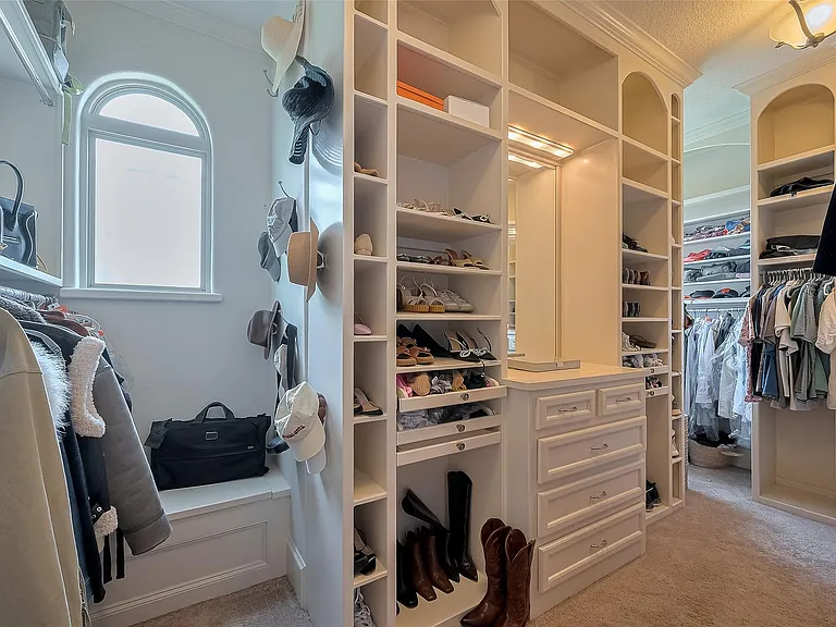 6419 Rodrigo St — Photo 34