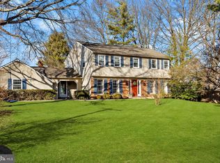 914 Edgewood Rd, Yardley, PA 19067