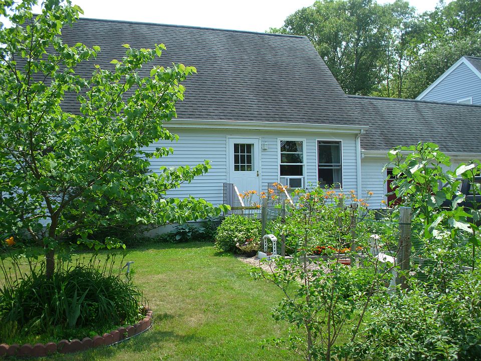 1st image of 637 Windwood Dr