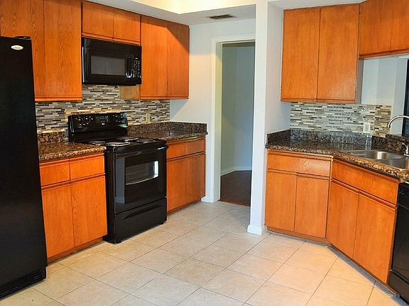 5th image of 1907 Enterprise Ave #3