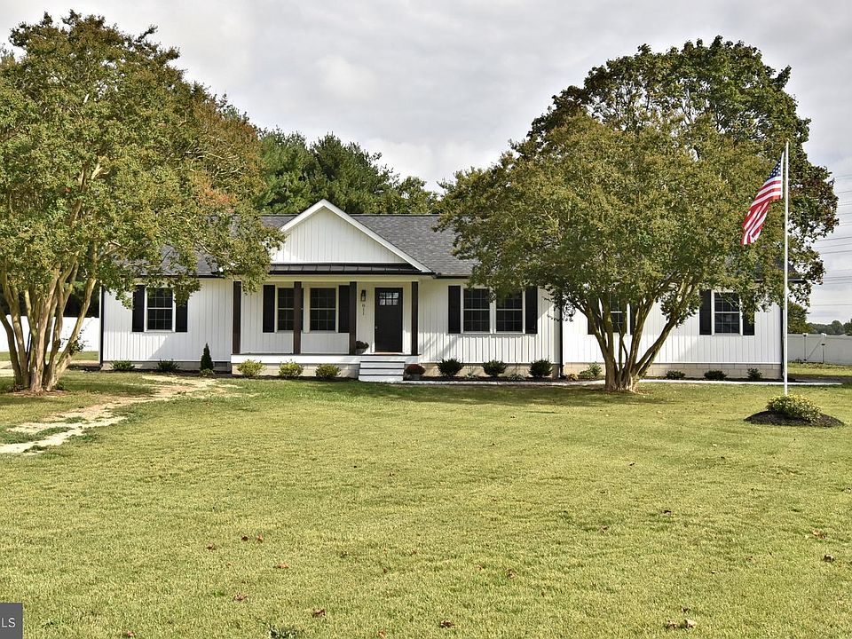 1st image of 811 Hurley Park Dr