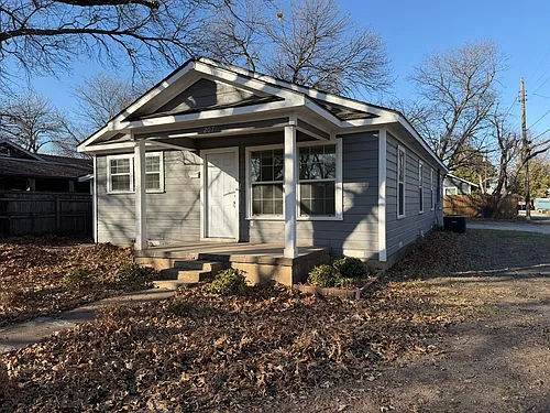 207 Walnut St Photo 1