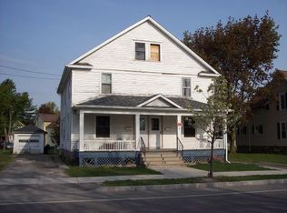 1122 S Main St, Medina, NY 14103